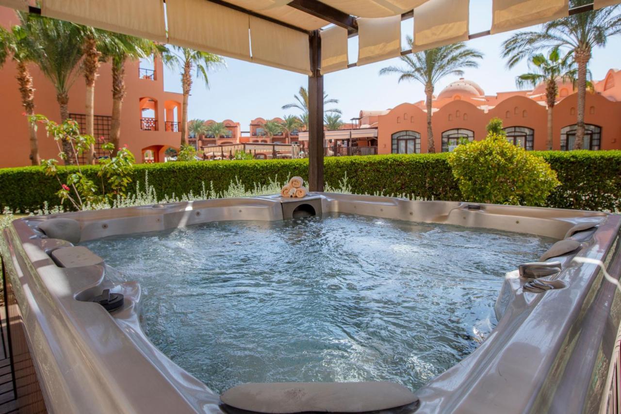Jaz Makadina Resort