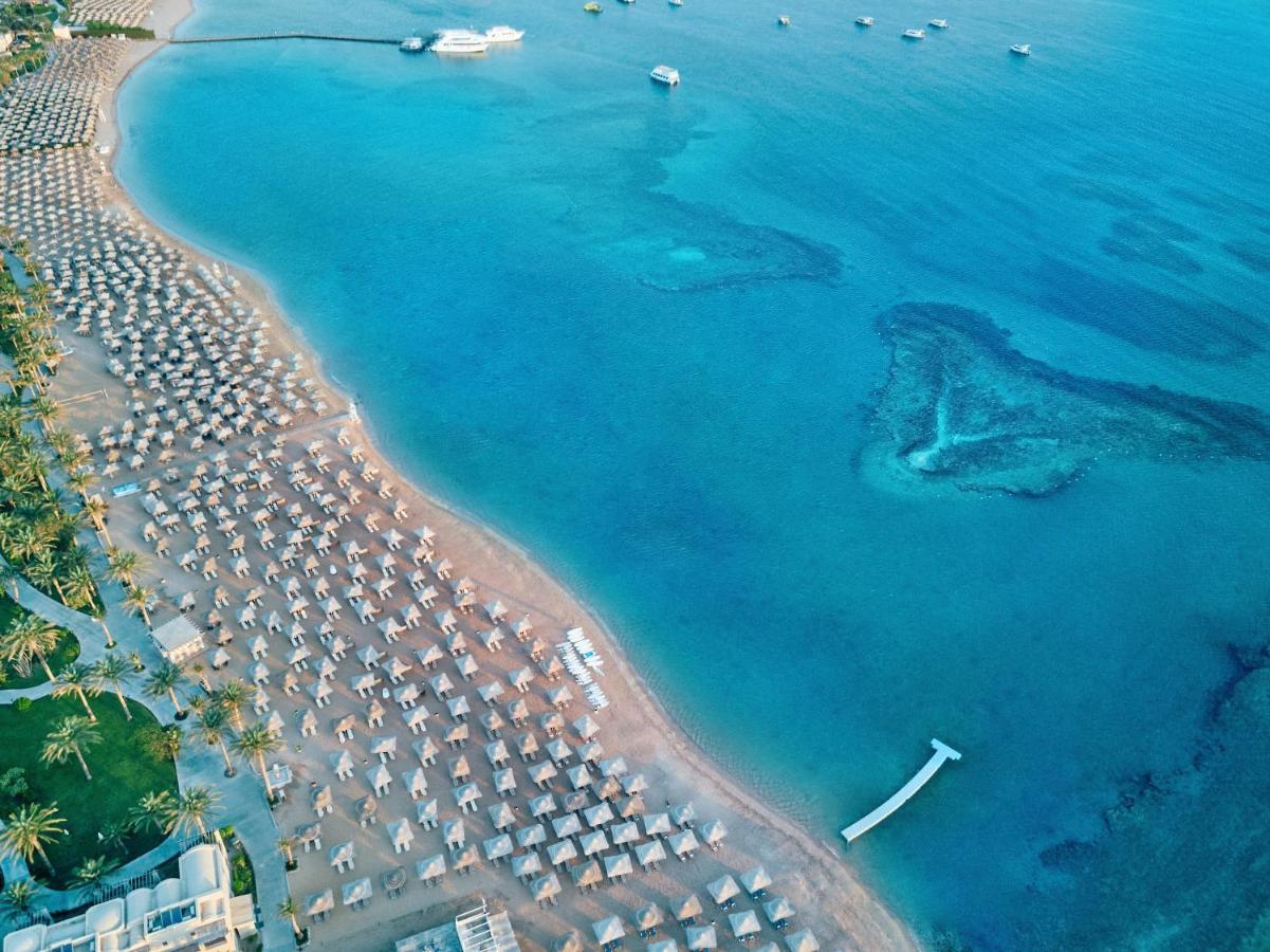 Jaz Makadina Resort 5*